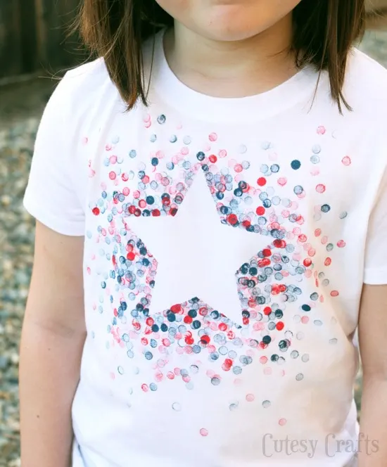 DIY Eraser-Stamped 4th of July Shirt - Made with Freezer Paper and a pencil eraser!