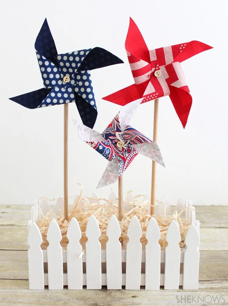 Make these festive fabric pinwheels for 4th of July