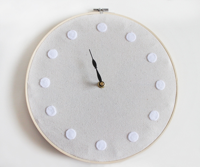 DIY Clock for Kids - Helps the kids know what activity is coming next during the day.