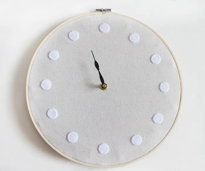 DIY Clock for Kids - Helps the kids know what activity is coming next during the day.