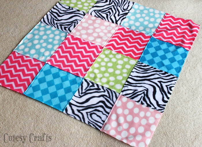 How to Make a Blanket 11 Tutorials Cutesy Crafts