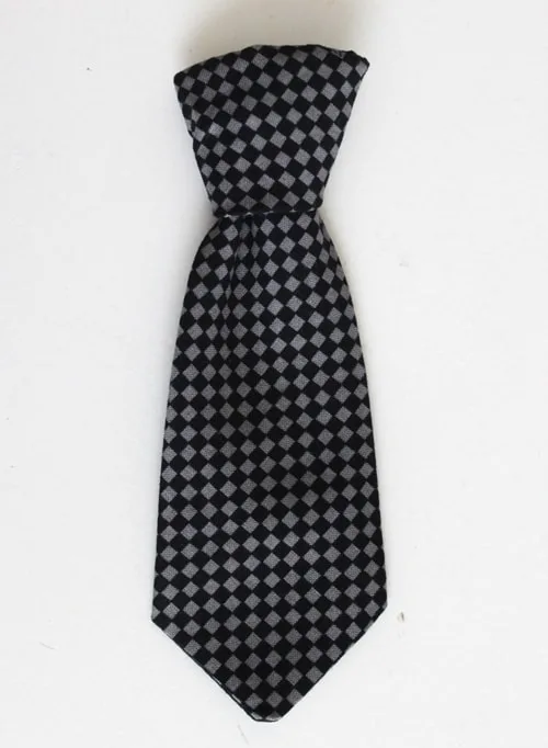Necktie Onesie Tutorial with Baby Tie Pattern