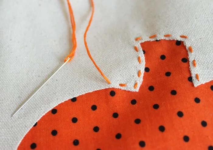 Reverse Applique DIY Trick-or-Treat Bags