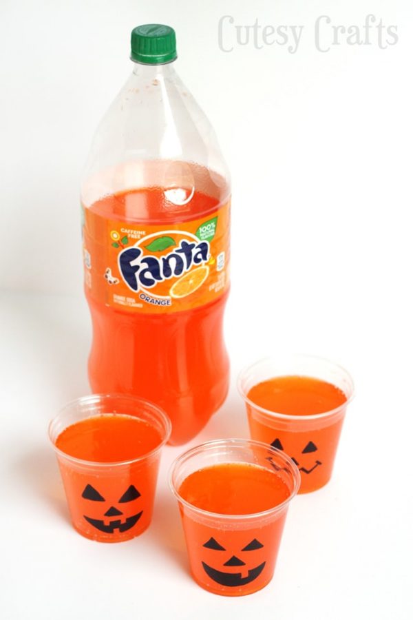 Halloween Party Idea - Jack-o-Lantern Cups - Cutesy Crafts