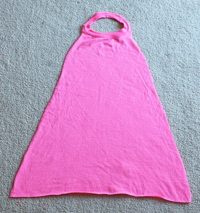 T-Shirt No-Sew Superhero Cape