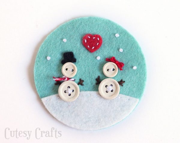 Button and Felt DIY Christmas Ornaments - Cutesy Crafts