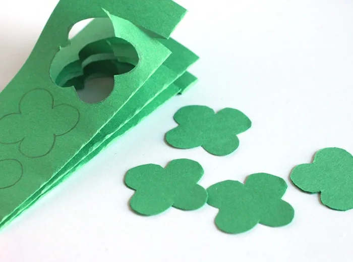 cut out clovers