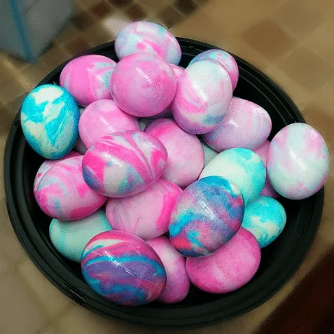 20 Easter Egg Decorating Ideas