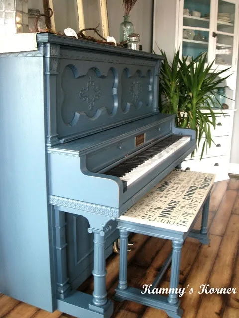 15 Beautiful Piano Painting Makeovers