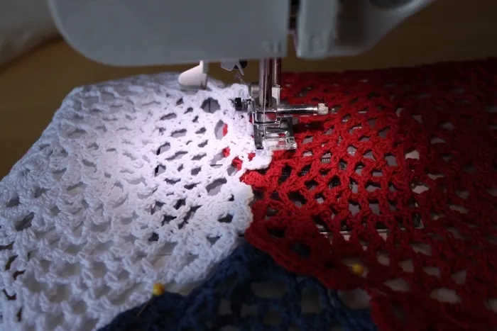 4th of July Craft - Doily Table Runner