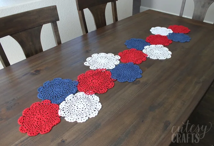 4th of July Craft - Doily Table Runner