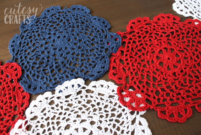 4th of July Craft - Doily Table Runner