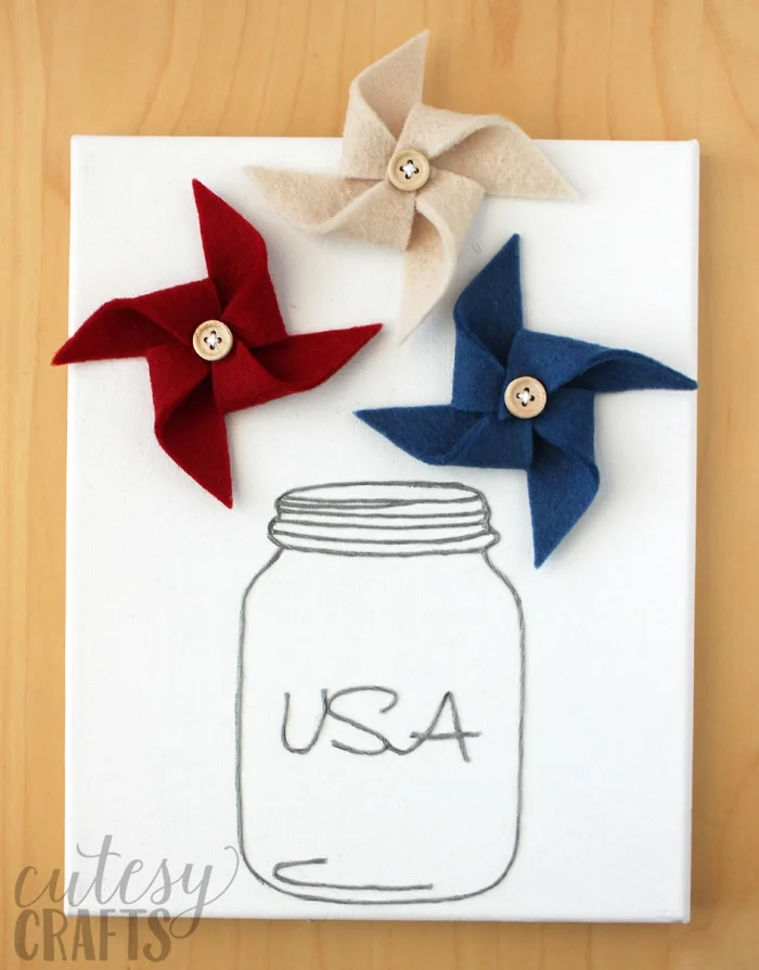 Felt Pinwheel 4th of July Decoration Tutorial