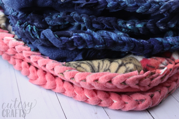 Teen craft idea - fleece blankets.