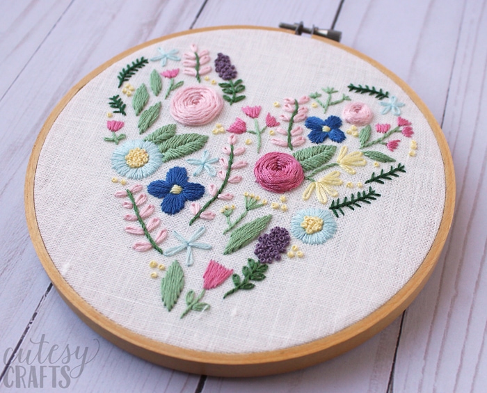 Heart Flower Embroidery Design - Free hand embroidery pattern!