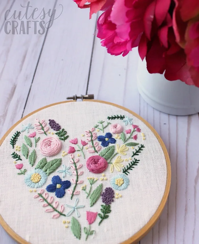 Heart Flower Embroidery Design - Free hand embroidery pattern!