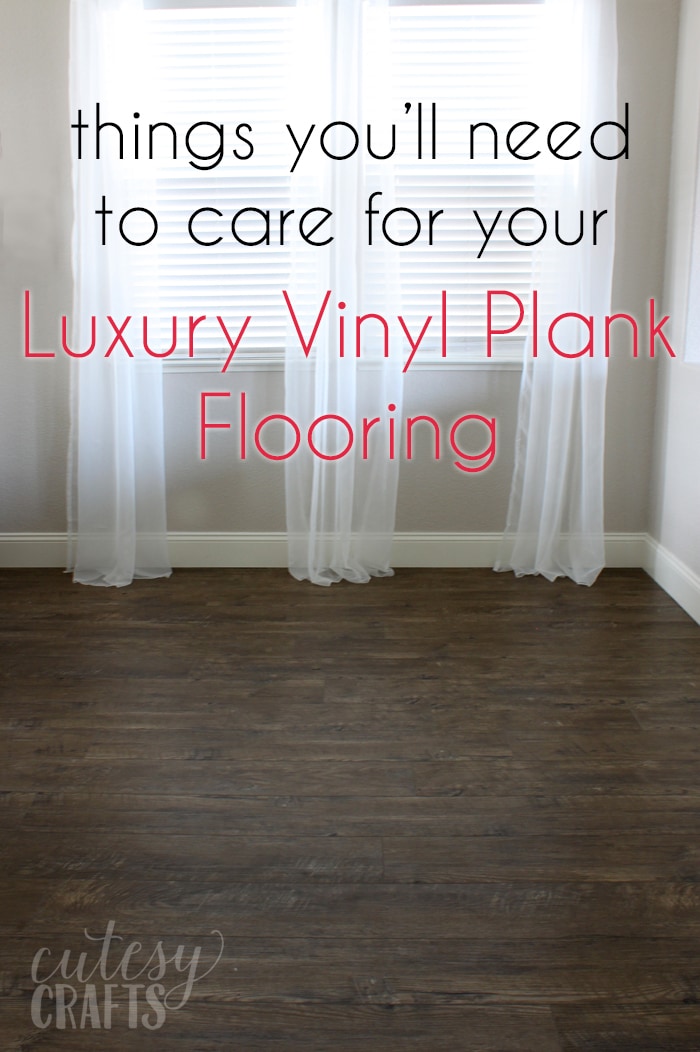 Will Rubber Backing Rugs Harm a Laminate Floor?