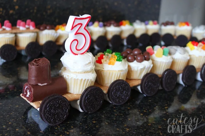 Train Cupcakes - Make a cupcake train for your train birthday party!