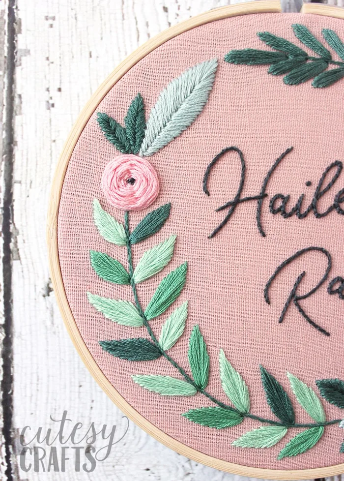 A Simple, Floral Wedding Embroidery Hoop