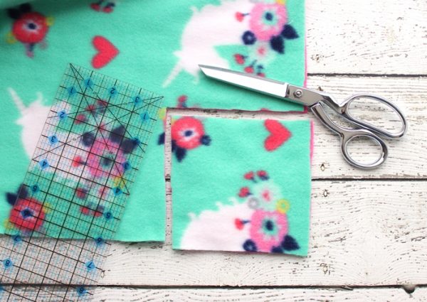 How to Make a Tie Blanket from Fleece - Cutesy Crafts