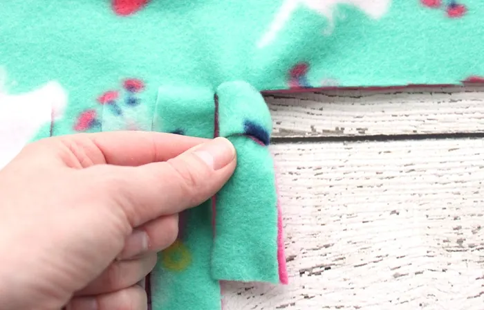 How to make a Fleece Tie Blanket