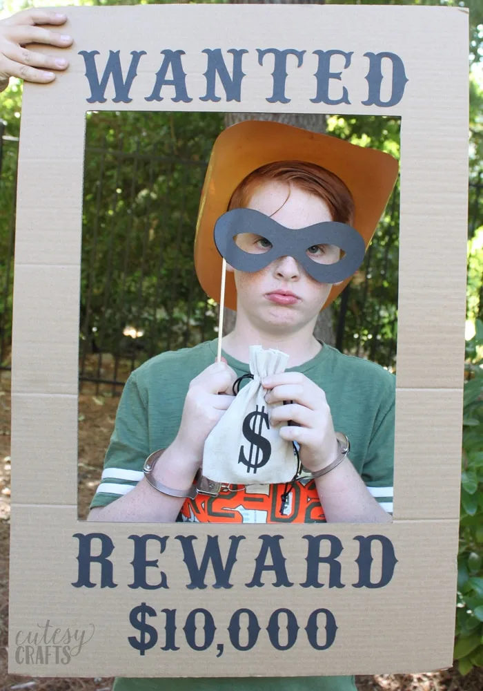 wanted sign photo booth prop