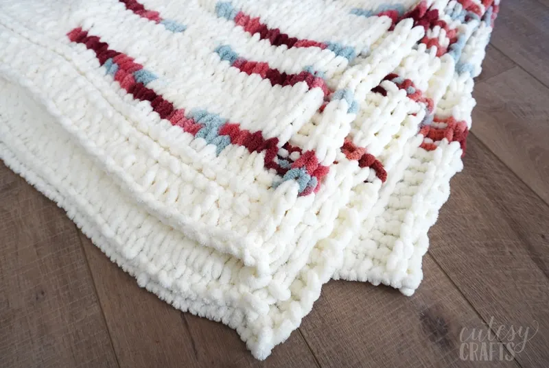 How to Make a Loop Yarn Blanket Cutesy Crafts