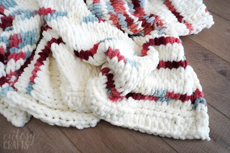 How to Make a Loop Yarn Blanket Cutesy Crafts