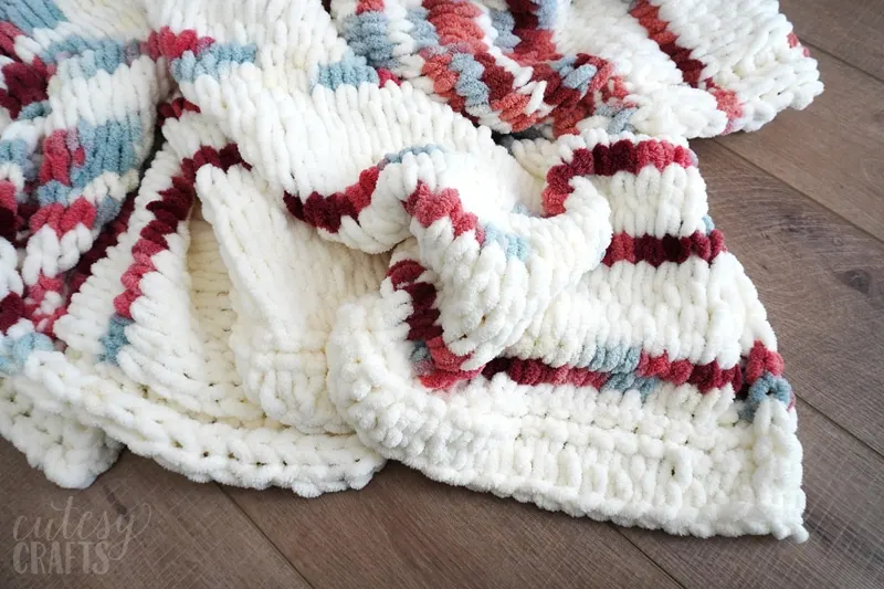 How to Make a Loop Yarn Blanket 