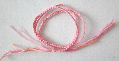 Friendship Bracelet Tutorial – A Yarn Story