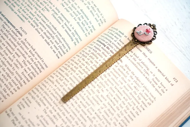 Metal Embroidery DIY Bookmarks