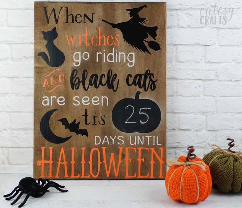 Cricut Halloween Decoration - Chalkboard Countdown