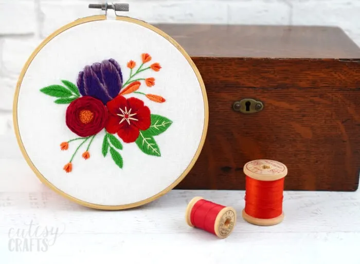 Free Embroidery Design - Red Flowers