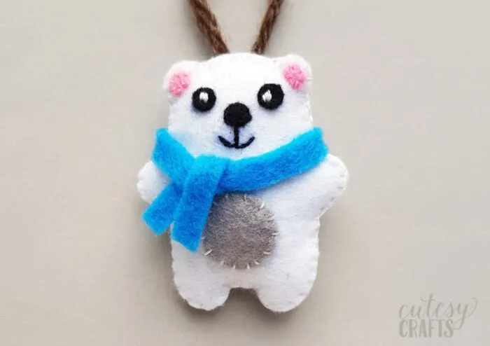 felt polar bear pattern