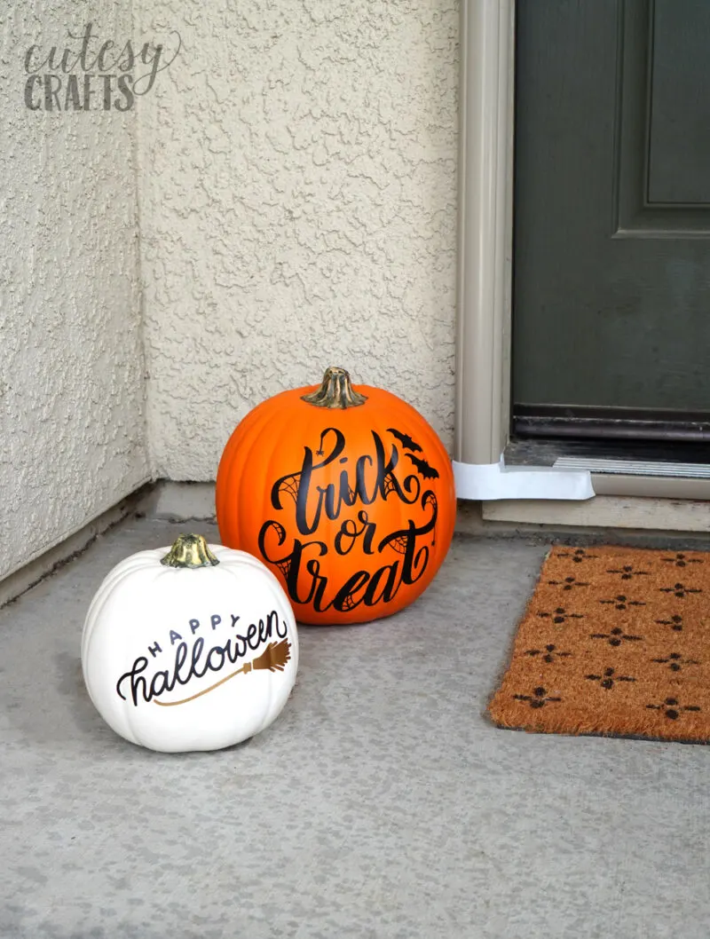 DIY Halloween Decor - Vinyl on Pumpkins