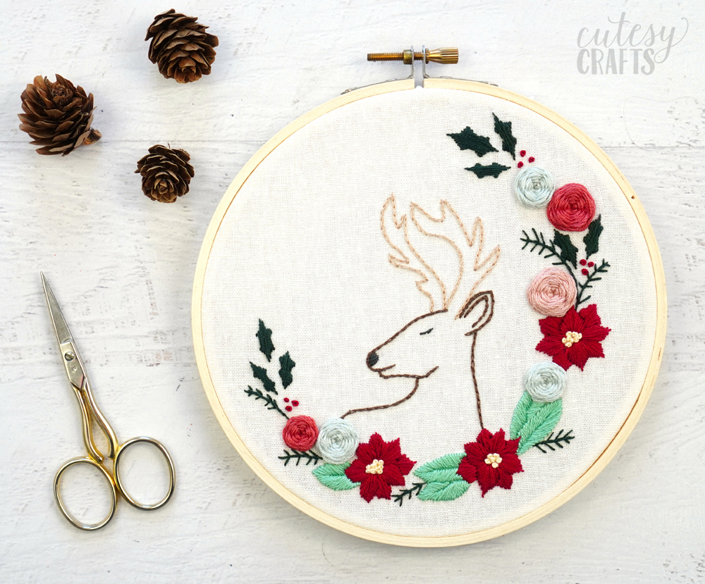 Free Christmas Deer Embroidery Pattern - Cutesy Crafts