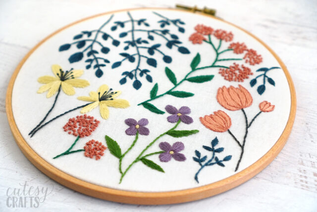 Free Flower Embroidery Pattern - Cutesy Crafts