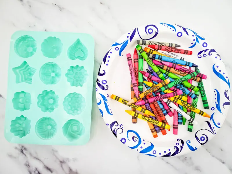 How To Melt Crayons In The Oven - Kid Activities with Alexa