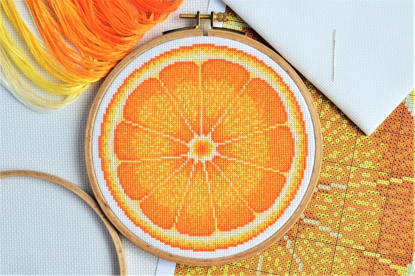 Kit orange. Апельсины паттерн.