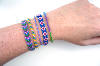 How To Make Friendship Bracelets (15+ Step-by-Step Guide) - Cutesy Crafts