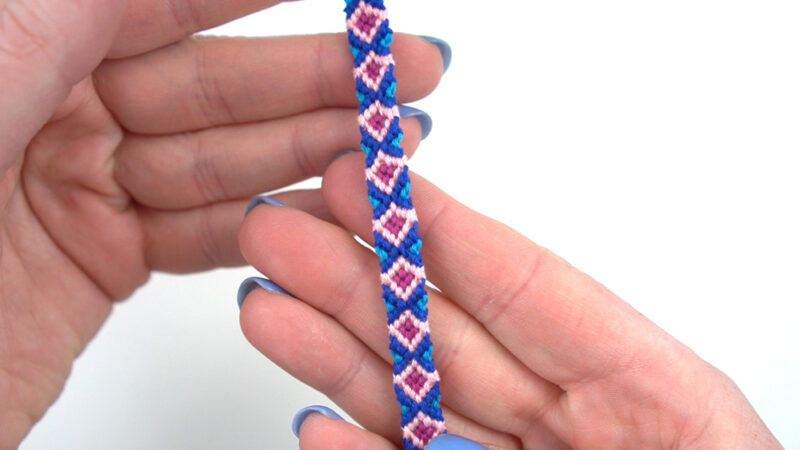 Chevron And Diamonds Number For More Patterns  String Friendship Bracelet  Patterns HD Png Download  vhv