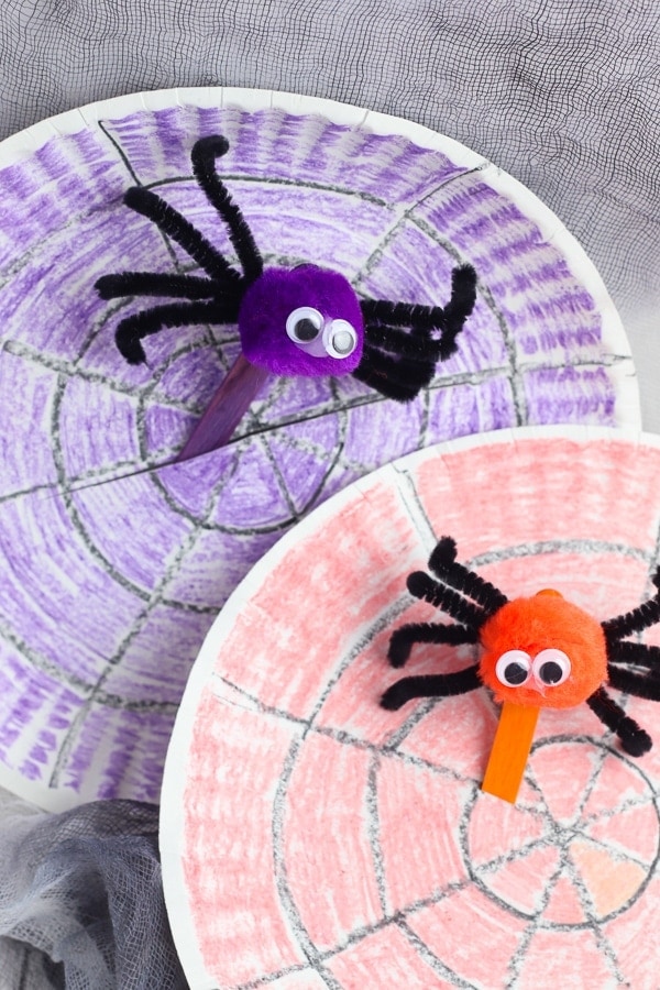 Paper plate Halloween craft