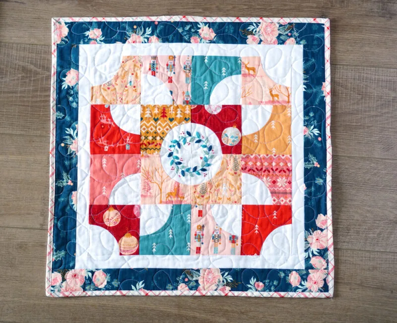 Christmas Mini Quilt from Make It Mini