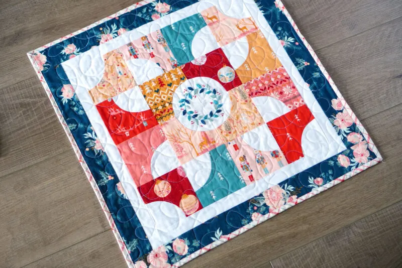 Christmas Mini Quilt from Make It Mini