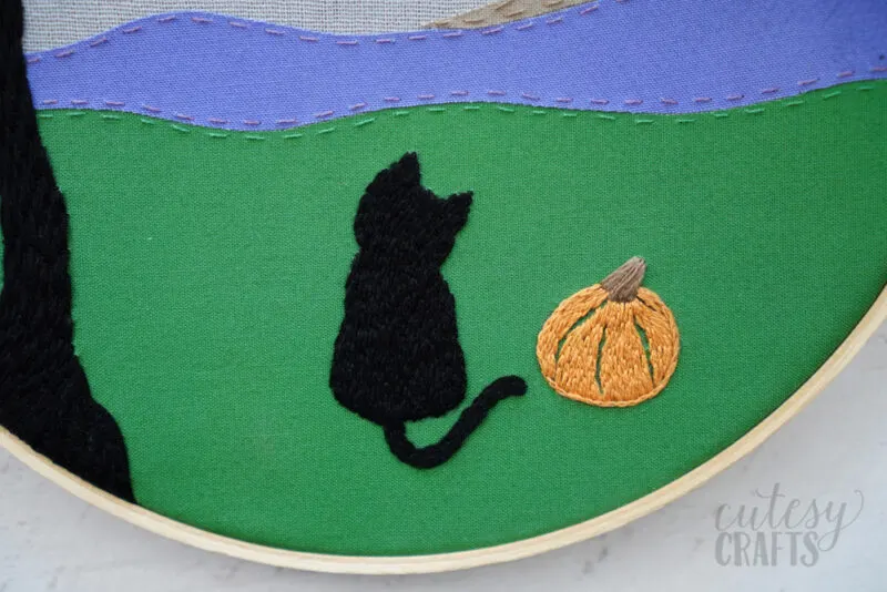 Free cat embroidery pattern